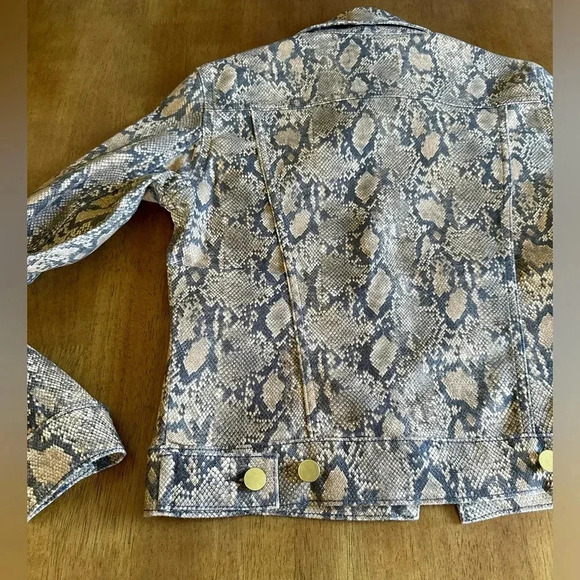 FRAME Jean Jacket Animal Print Coated Python Denim Jacket, Size XS - Picture 6 of 11